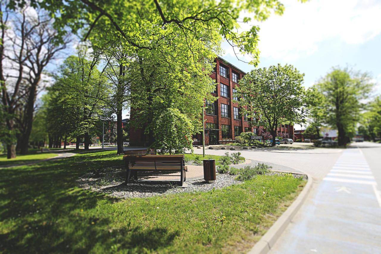 Apartimento Hydral Green Apartment Wroclaw Exterior photo